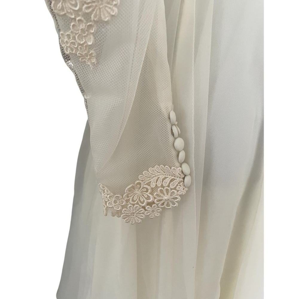Vintage 1960-1970s Ivory Wedding Dress Lace Train Longsleeve High Neck union USA - Picture 4 of 16